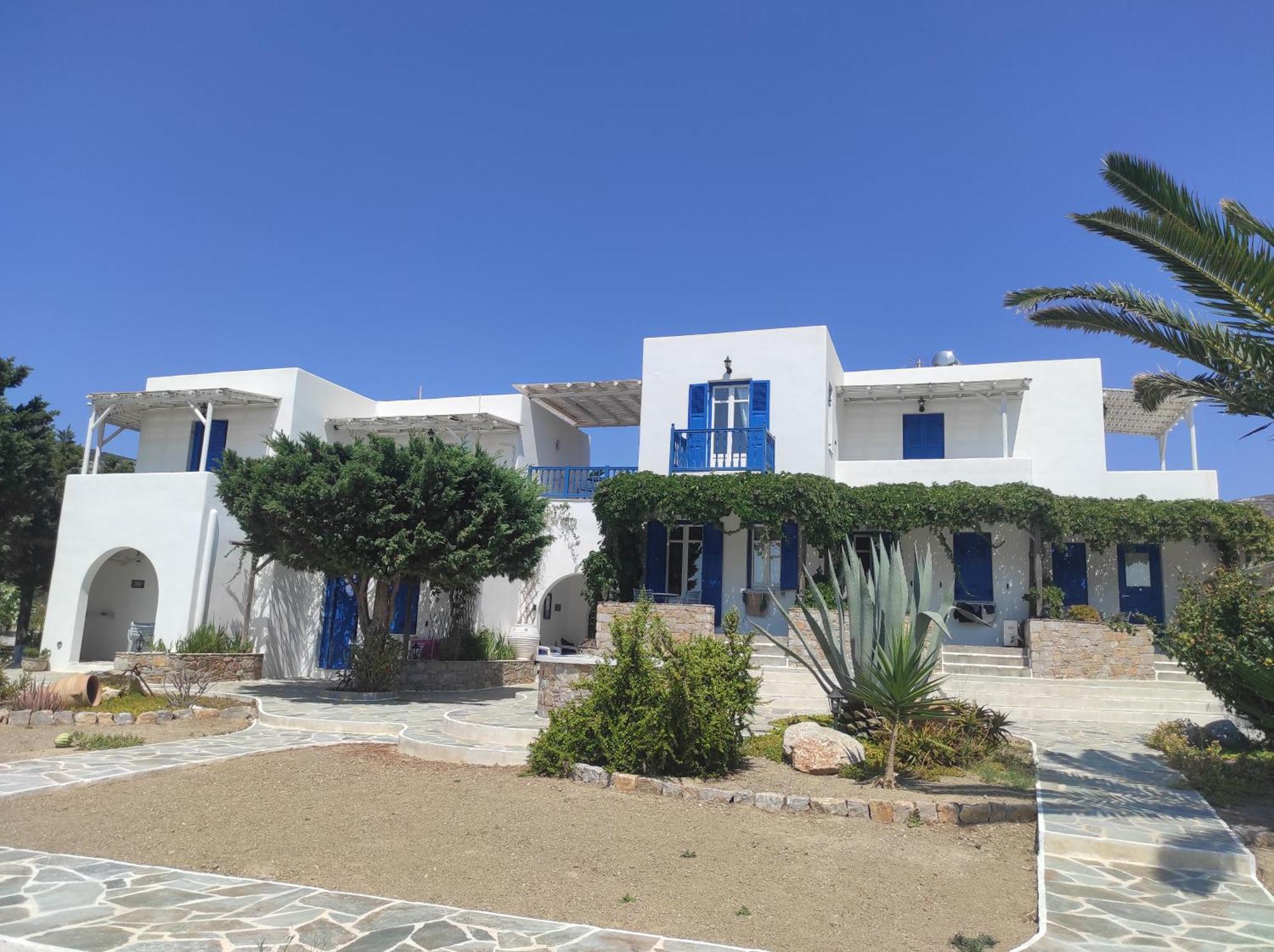 Villa Le Grand Bleu Katapola Exterior photo